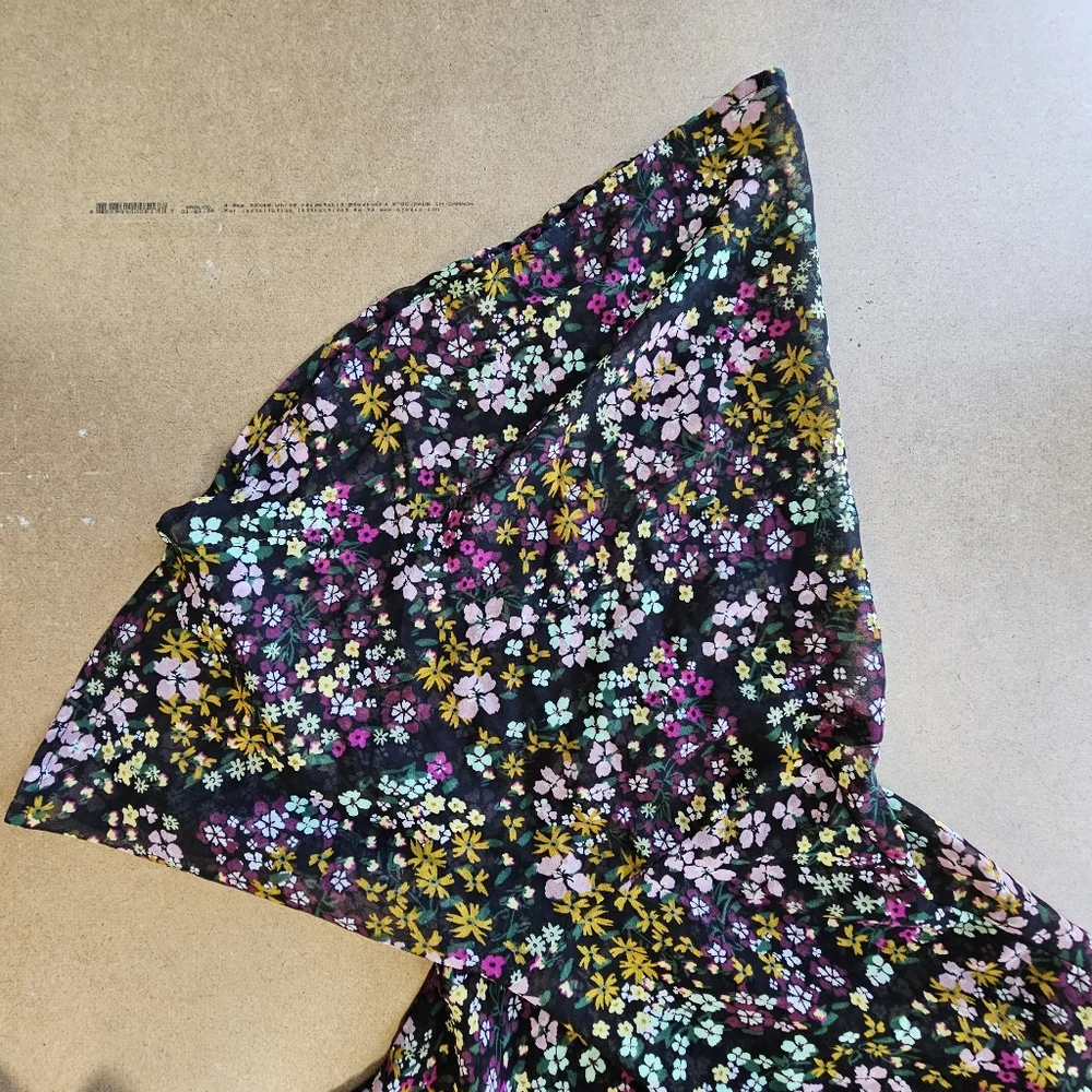 Wild Fable Bohemian Sheer Black Moody Floral Kimono Swim Cover‎ Up One Size